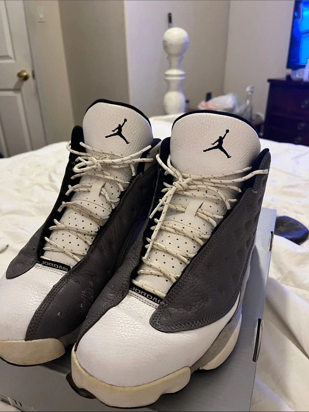 Jordan Men’s Sneakers in White and Gray